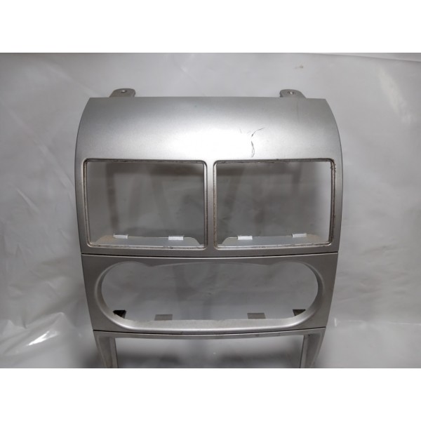 Moldura Painel Central Effa M100 2010