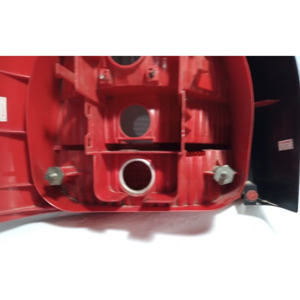 Lanterna Lado Direito Audi A3 2001 A 2006 Direito Vermelho