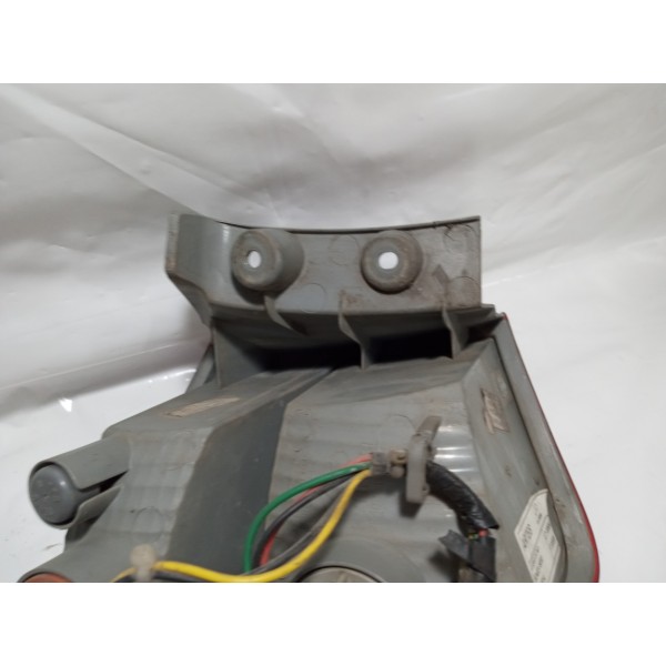 Lanterna Lado Direito Hyundai Hb20 2014 Direito Vermelho