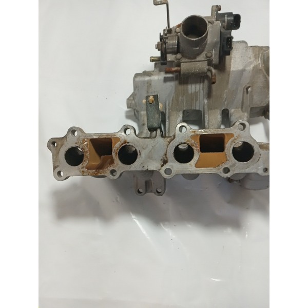 Coletor Admissão Tbi Effa M100 2010 1.0 Com Detalhes