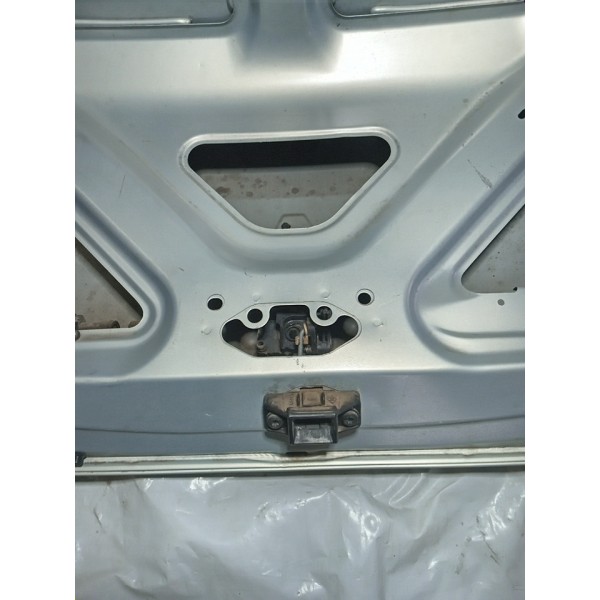 Tampa Traseira Renault Clio Sedan 2004