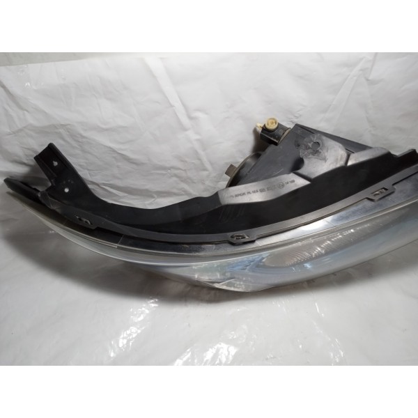 Farol Lado Direito Gm Onix 2013  Direito