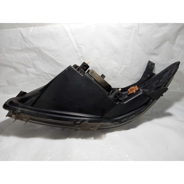 Farol Lado Direito Gm Onix 2013  Direito