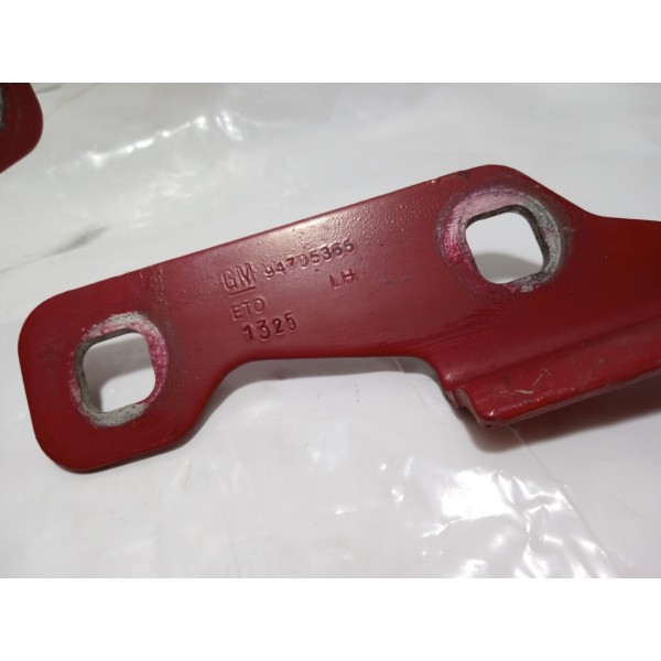 Dobradiça Capô Dianteiro Gm Montana Agile 2011 Par