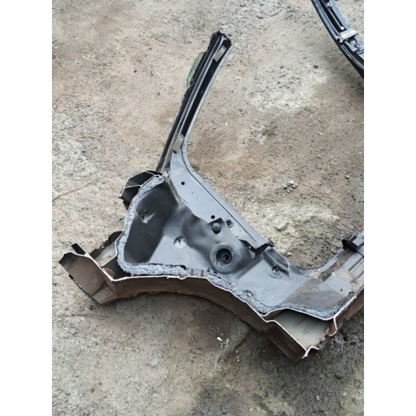 Lateral Caixa De Ar Coluna Dianteira Direita Gm Astra 2007