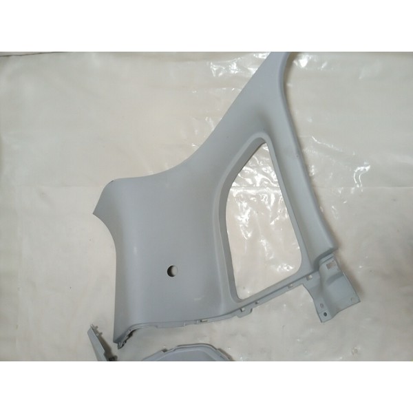 Acabamento Lateral Traseiro Ford Fiesta 2011 1.6 Par