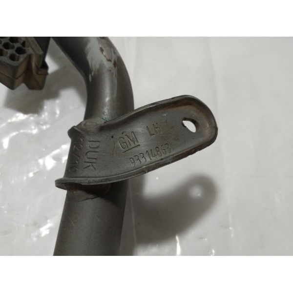 Dobradiça Tampa Traseira Gm Prisma 2010 Par