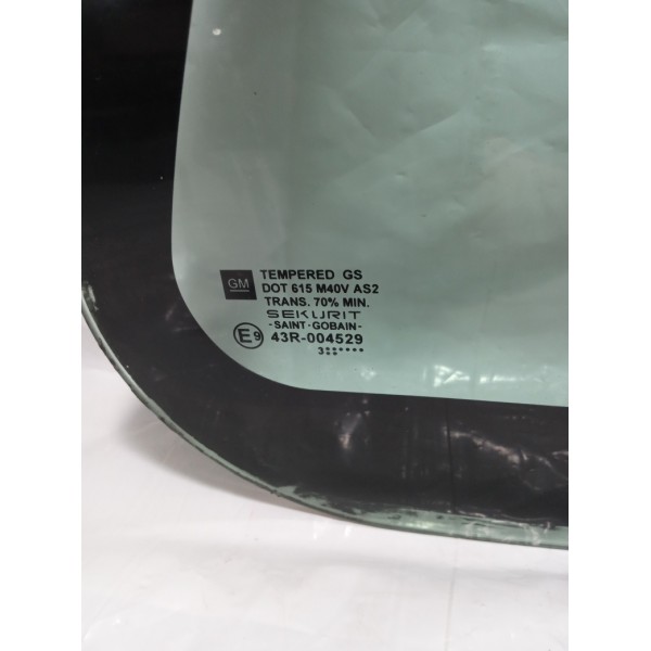 Vidro Fixo Porta Traseira L. Direito Gm Blazer 2002