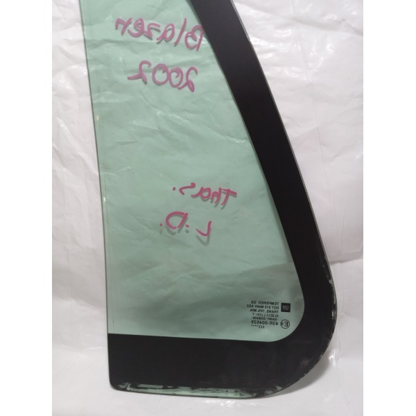 Vidro Fixo Porta Traseira L. Direito Gm Blazer 2002