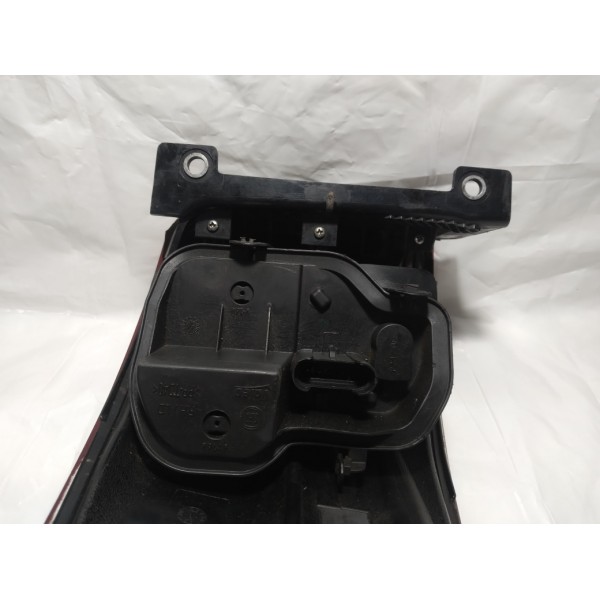 Lanterna Traseira Direita Fiat Strada 2014