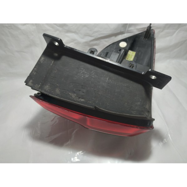 Lanterna Traseira Direita Fiat Strada 2014