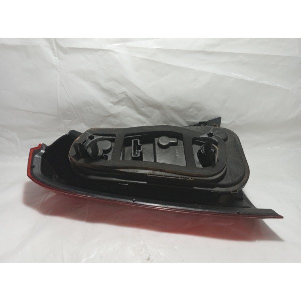 Lanterna Lado Direita Renault Logan 2012  Direito Vermelho