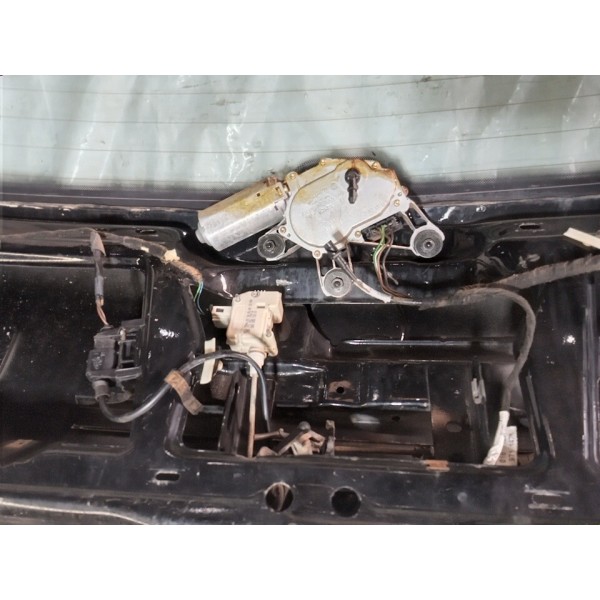 Capo Traseiro Com Vidro Vigia Vw Golf 2004 Sapão  Preto