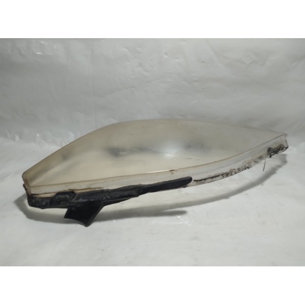 Lente Do Farol Lado Esquerdo Ford Fiesta