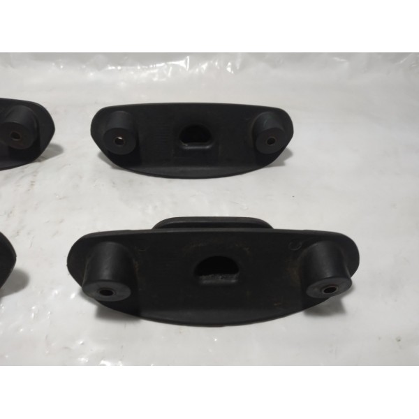 Gancho Caçamba Gm Montana Agile 2012 Jogo