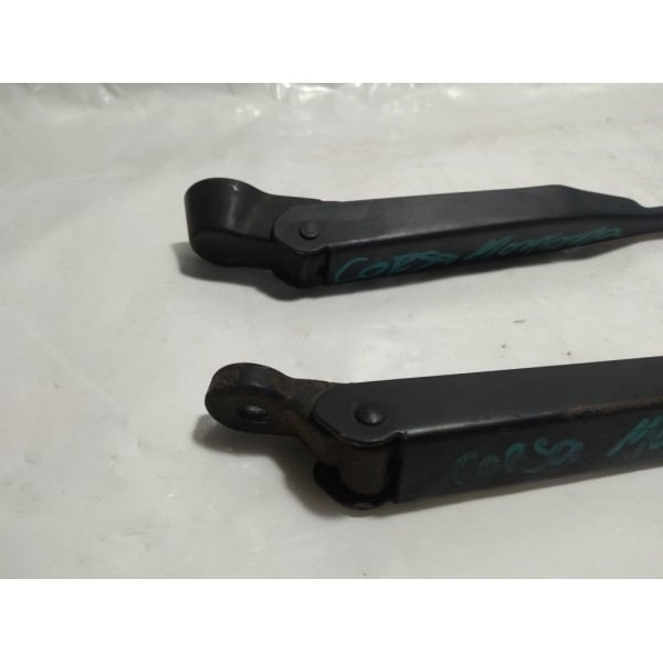Braço Haste Limpador Parabrisa Gm Corsa Montana 2009 Par Direito