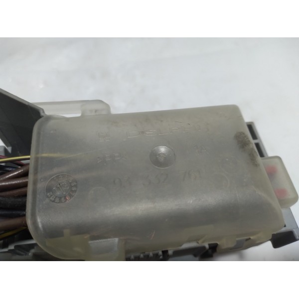 Caixa De Fusível Gm Meriva 2006