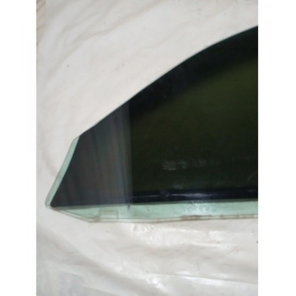 Vidro Porta Dianteiro Direito Vw Golf 2001