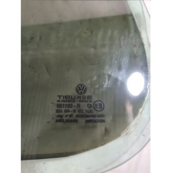 Vidro Fixo Lateral Traseiro Direito Vw Golf 2001