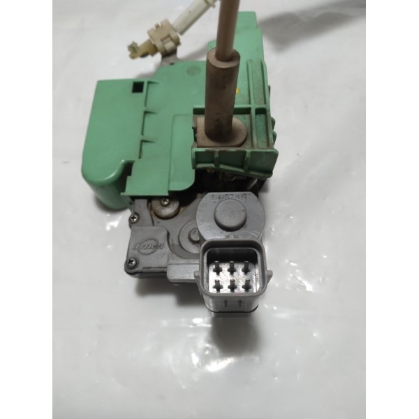 Fechadura Porta Dianteira Direita Fiat Punto 2009