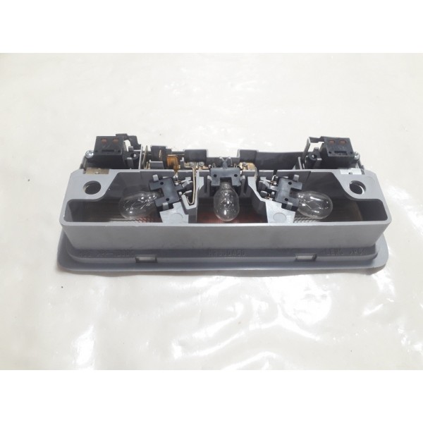 Luz De Teto Dianteira Mitsubishi Pajero Tr4 2010