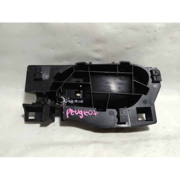 Maçaneta Interna Dianteira Direita Peugeot 308 2014 Dianteira