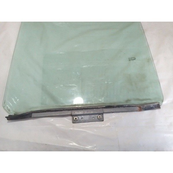 Vidro Lateral Dianteiro Esquerdo Renault Master 2006