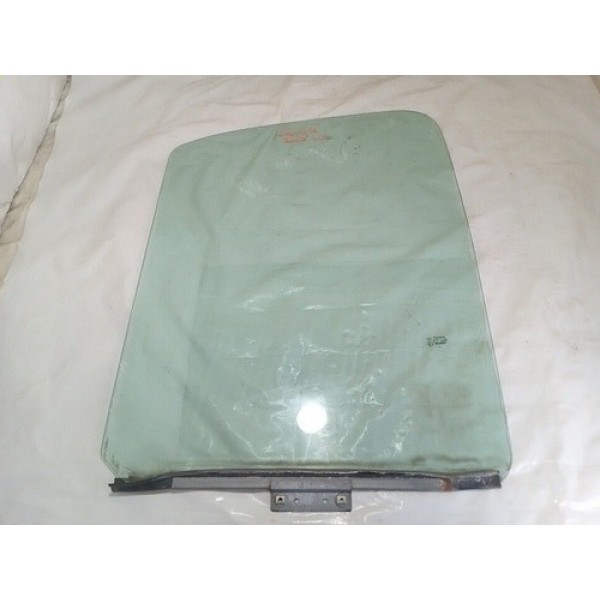 Vidro Lateral Dianteiro Esquerdo Renault Master 2006