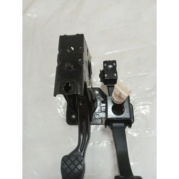 Pedal Acelerador E Freio Audi A3 97-2006