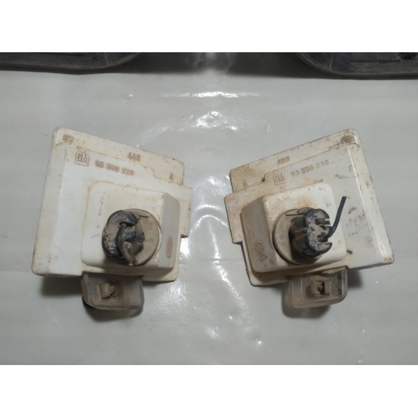 Proteção Parachoque Traseiro Com Luz Placa Gm S10 1998 Kit Preto Ambos Os Lados