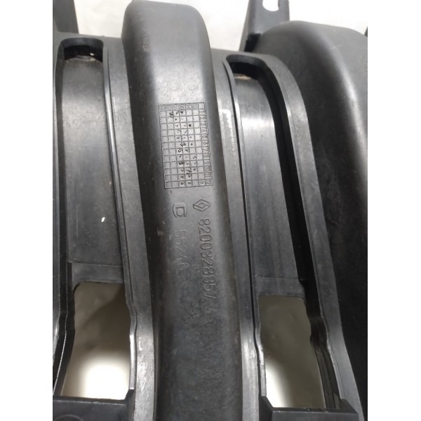 Coletor Admissão Renault Clio 1.0 16v 2006