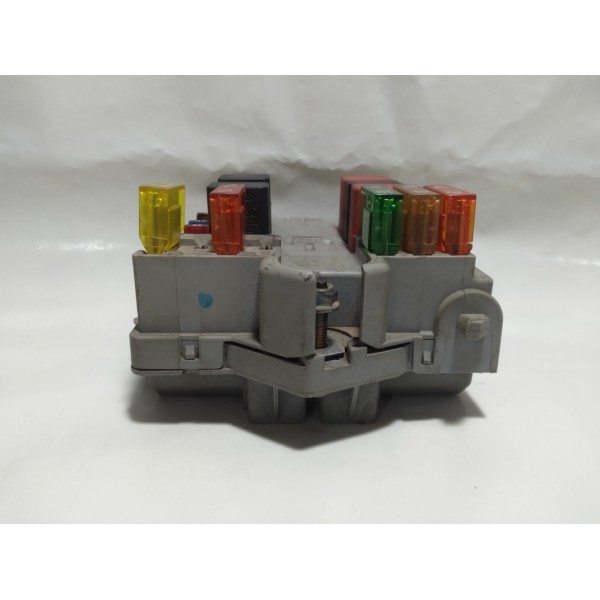 Caixa De Fusível Fiat Siena 2001