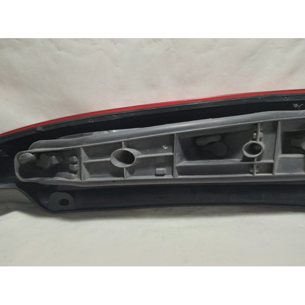 Lanterna Traseira Esquerda Ford Fiesta 2014 Esquerdo Vermelho