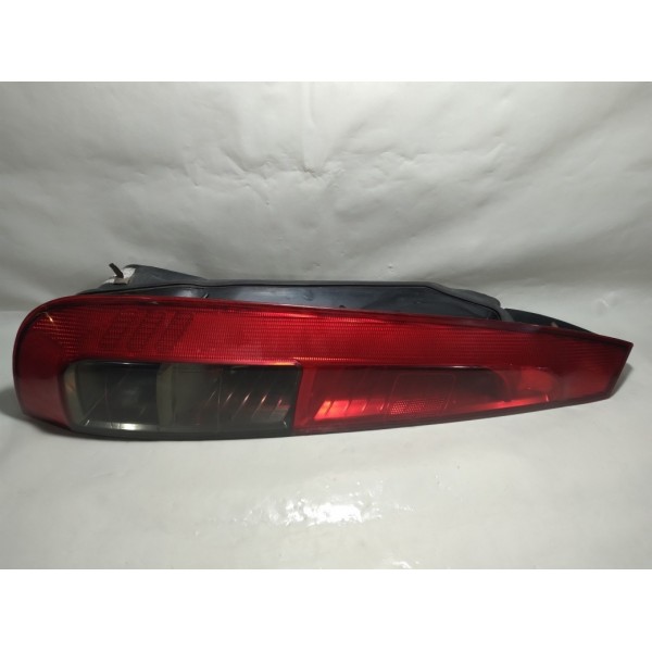 Lanterna Traseira Esquerda Ford Fiesta 2014 Esquerdo Vermelho