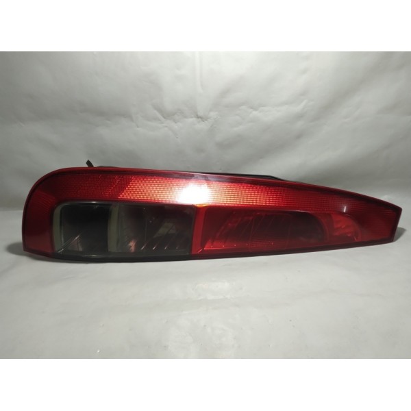 Lanterna Traseira Esquerda Ford Fiesta 2014 Esquerdo Vermelho