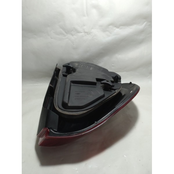 Lanterna Traseira Direita Renault Clio Sedam 2008 Direito Vermelho