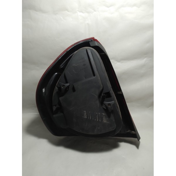 Lanterna Traseira Direita Renault Clio Sedam 2008 Direito Vermelho