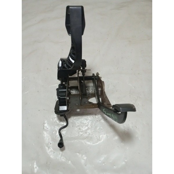 Pedaleira Pedal Freio Embreagem Ford Fiesta 2013  Atuador