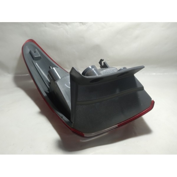 Lanterna Traseira Esquerda Hyundai Hb20 2014 Esquerdo Vermelho