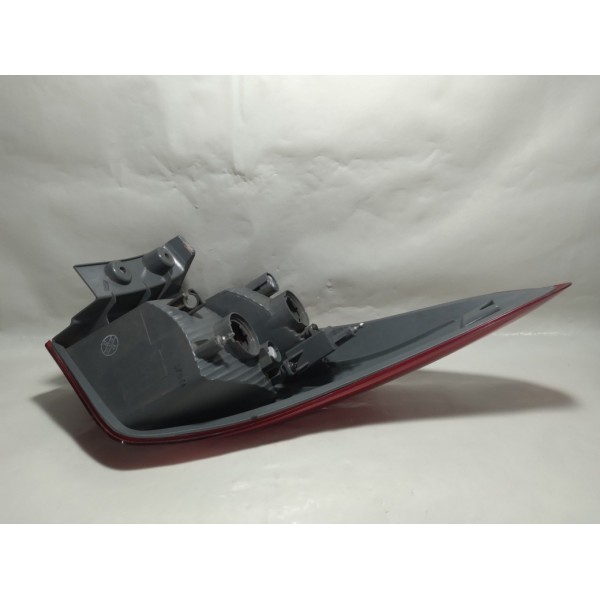 Lanterna Traseira Esquerda Hyundai Hb20 2014 Esquerdo Vermelho