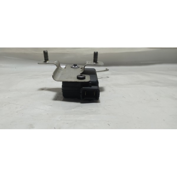 Trava Elétrica Tampa Traseira Renault Sandero 2012