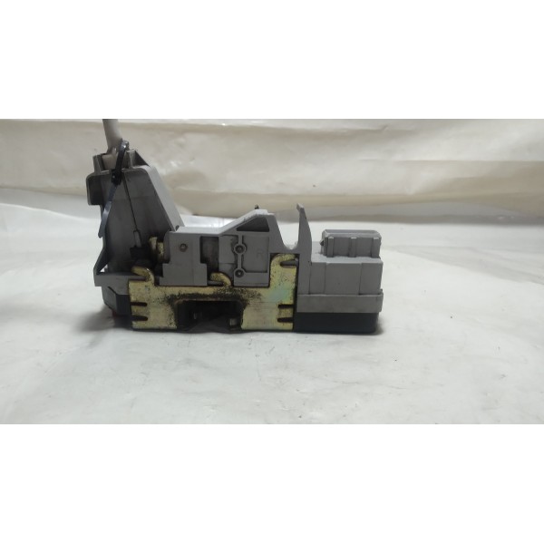 Fechadura Porta Traseira L.direita Peugeot 307 2005