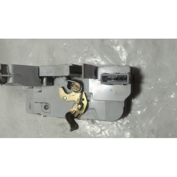 Fechadura Porta Traseira L.esquerda Peugeot 307 2005