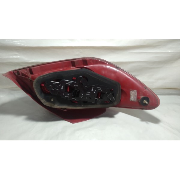 Laterna Traseira L.direito Peugeot 307 2005 Hatch Direito Vermelho