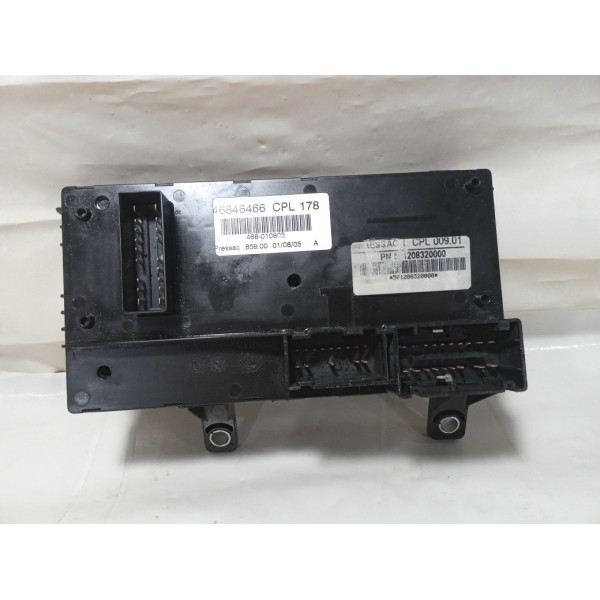 Caixa Fusível Fiat Palio 1.8 Gm 2005