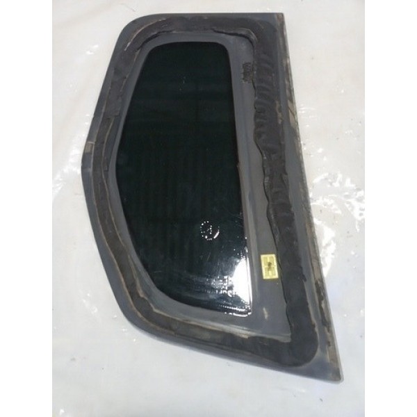 Vidro Fixo Lateral Tras. Esquerdo Chevrolet Montana 2016