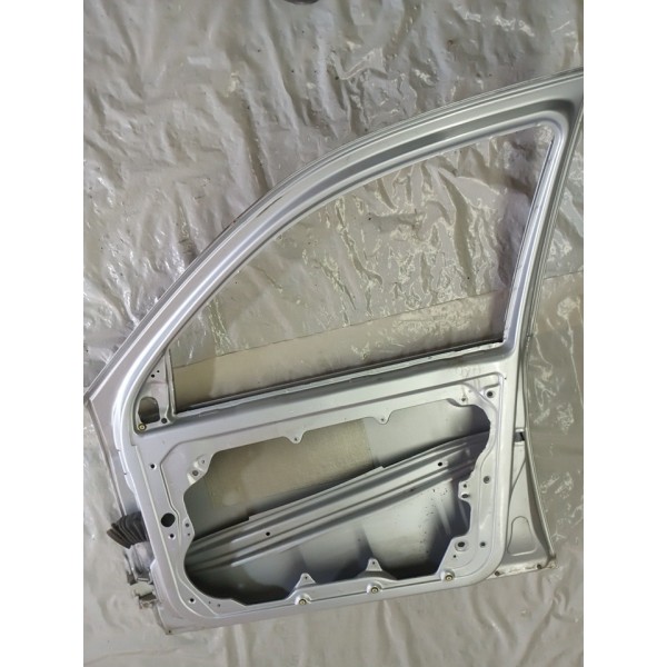Porta Dianteira Lado Direito Volkswagen Golf  2002 Prateado
