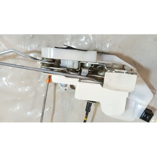 Fechadura Porta Dianteira Esquerda Mitsub. Pajero Tr4 2010