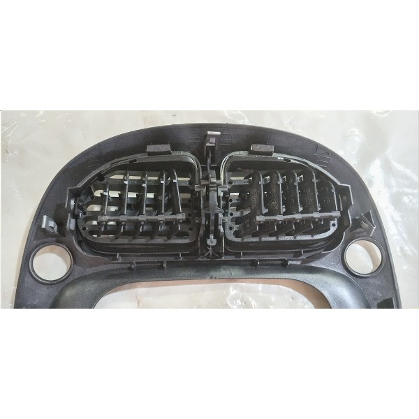 Moldura Central Difusor Painel Citroen Picasso 2011