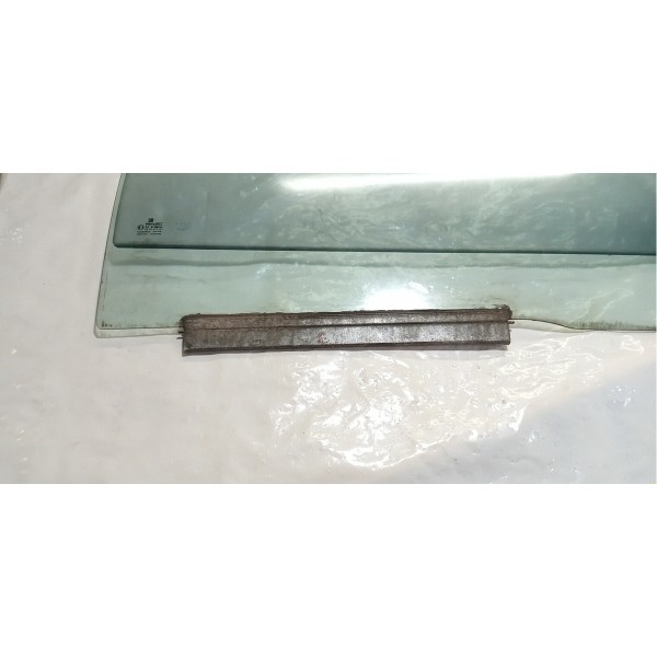 Vidro Porta Lado Direito Dianteiro Gm Blazer 1997